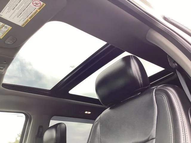 Used 2019 White Ford Lariat image 22