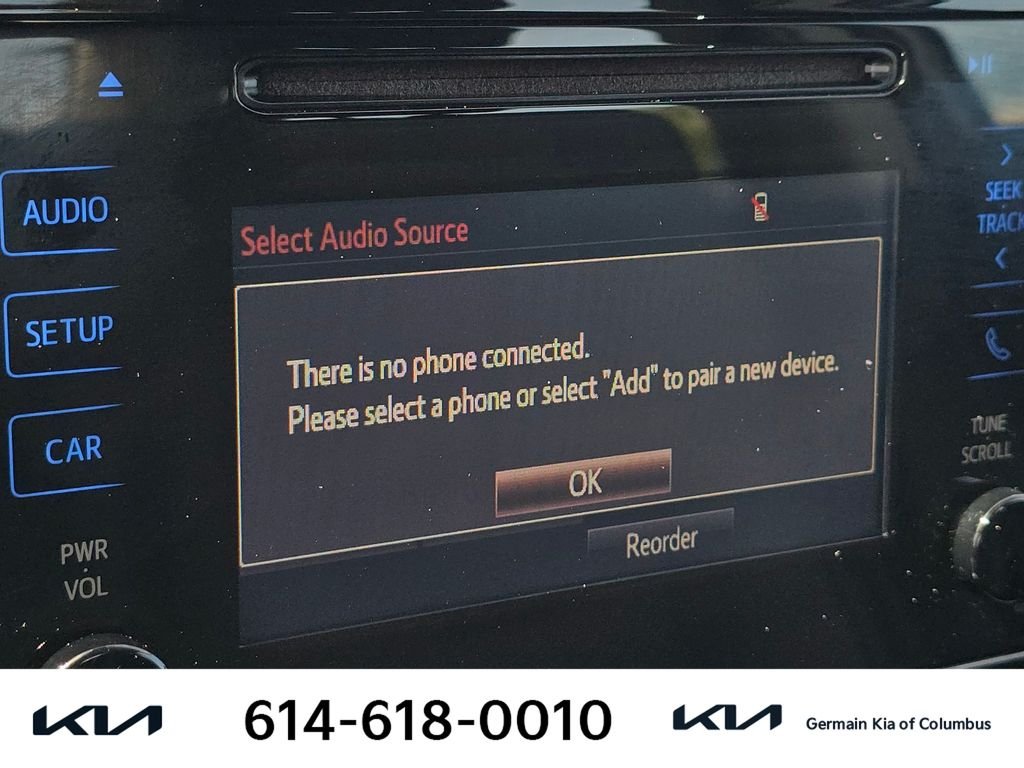 Used 2017  Toyota SE image 28