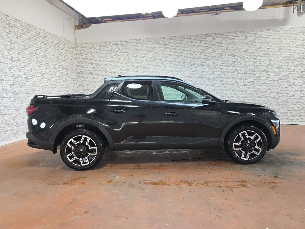 New 2026 Phantom Black Hyundai Limited image 6