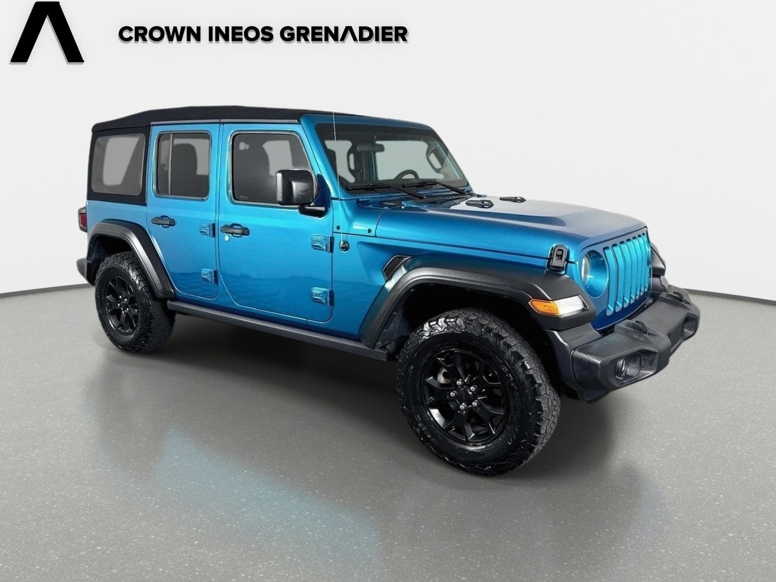 Used 2020 Bikini Pearlcoat Jeep Sport S image 3