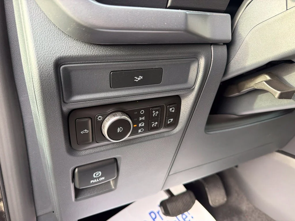 New 2026 Antimatter Blue Metallic Ford XLT image 17