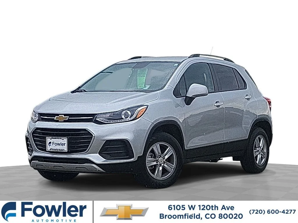 Used 2022 Silver Ice Metallic Chevrolet LT image 1