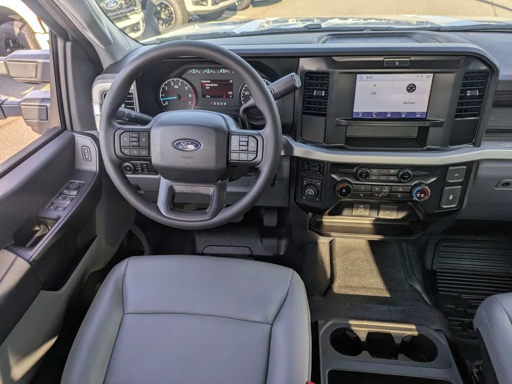 New 2027 Oxford White Ford XL image 15