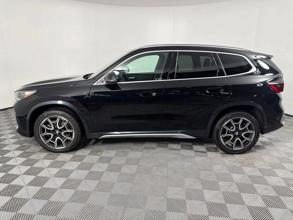 Certified Used 2026 Jet Black BMW xDrive28i image 8