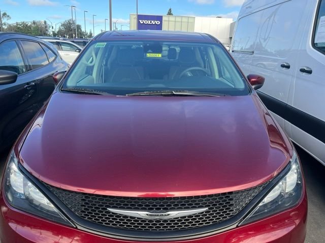 Used 2023 Red Chrysler LX image 2