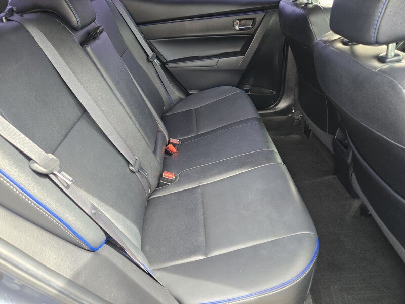 Used 2018 Slate Metallic TOYOTA XSE CVT image 16