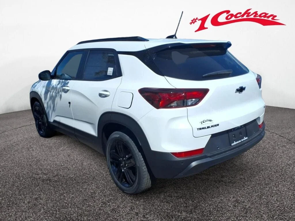 New 2026 Summit White Chevrolet LT image 3