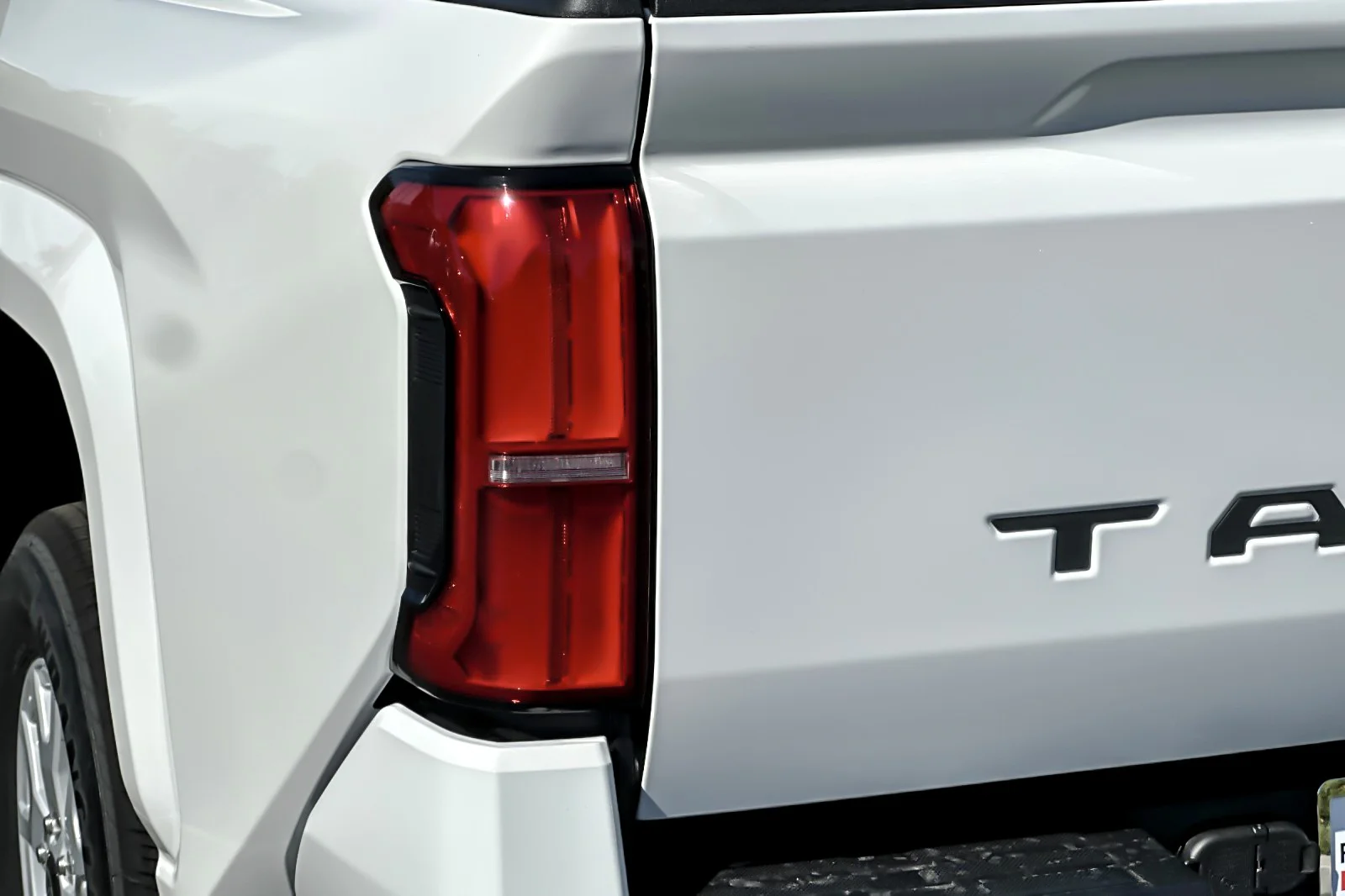 New 2026 Ice Cap Toyota  SR5 image 25