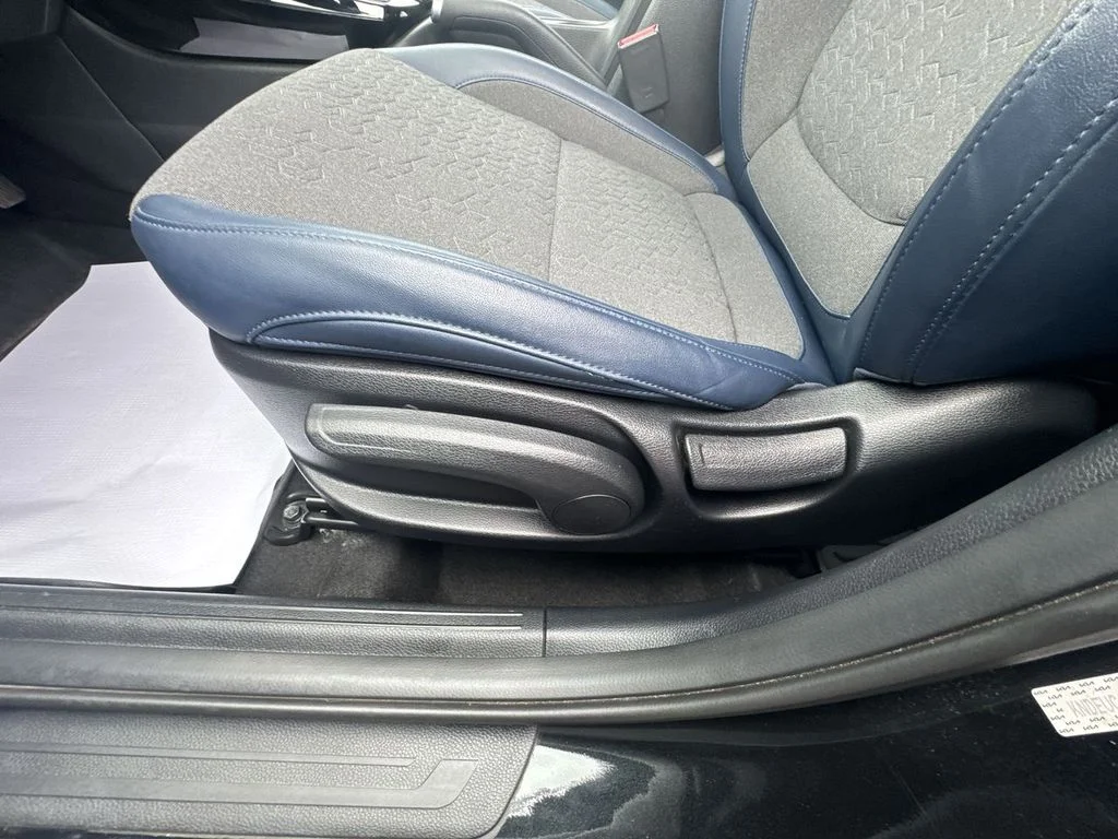 Used 2024 Black Kia S image 18