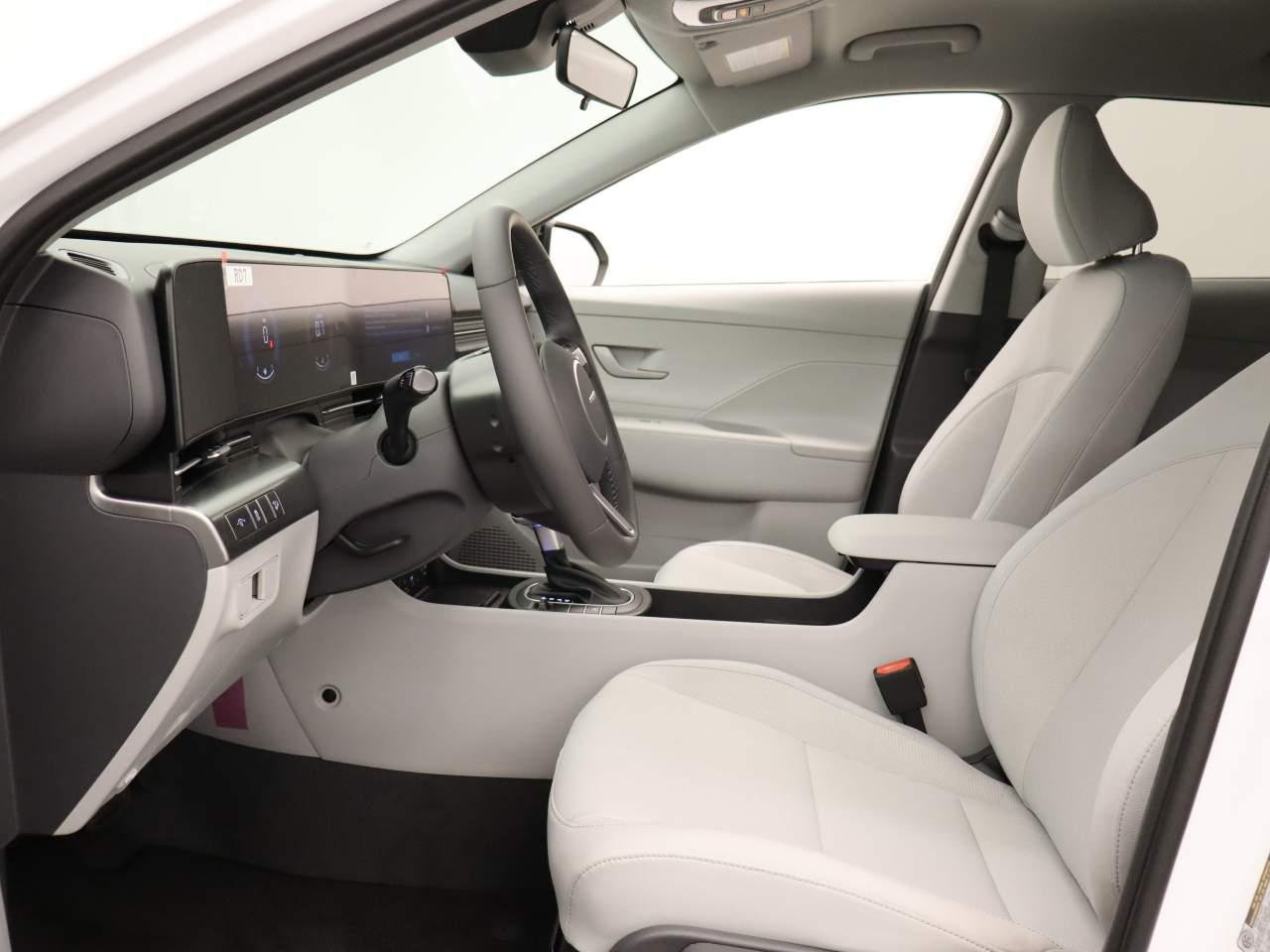 New 2026 Atlas White Hyundai SEL Sport FWD image 14