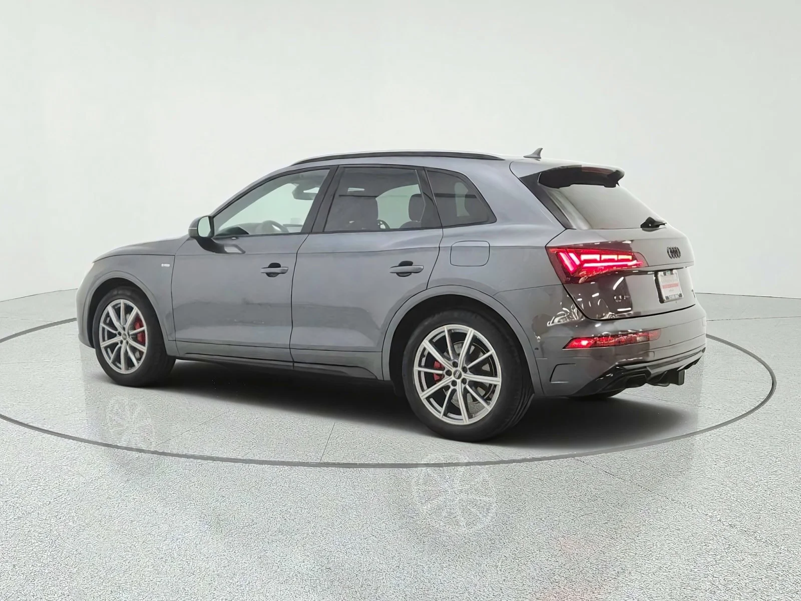 Used 2024 Daytona Gray Pearl Effect Audi S line Prestige 55 TFSI e quattro image 7