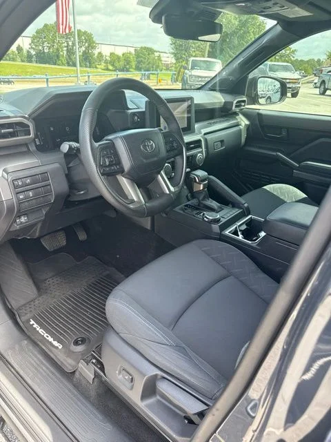 Certified Used 2024  Toyota SR5 image 9