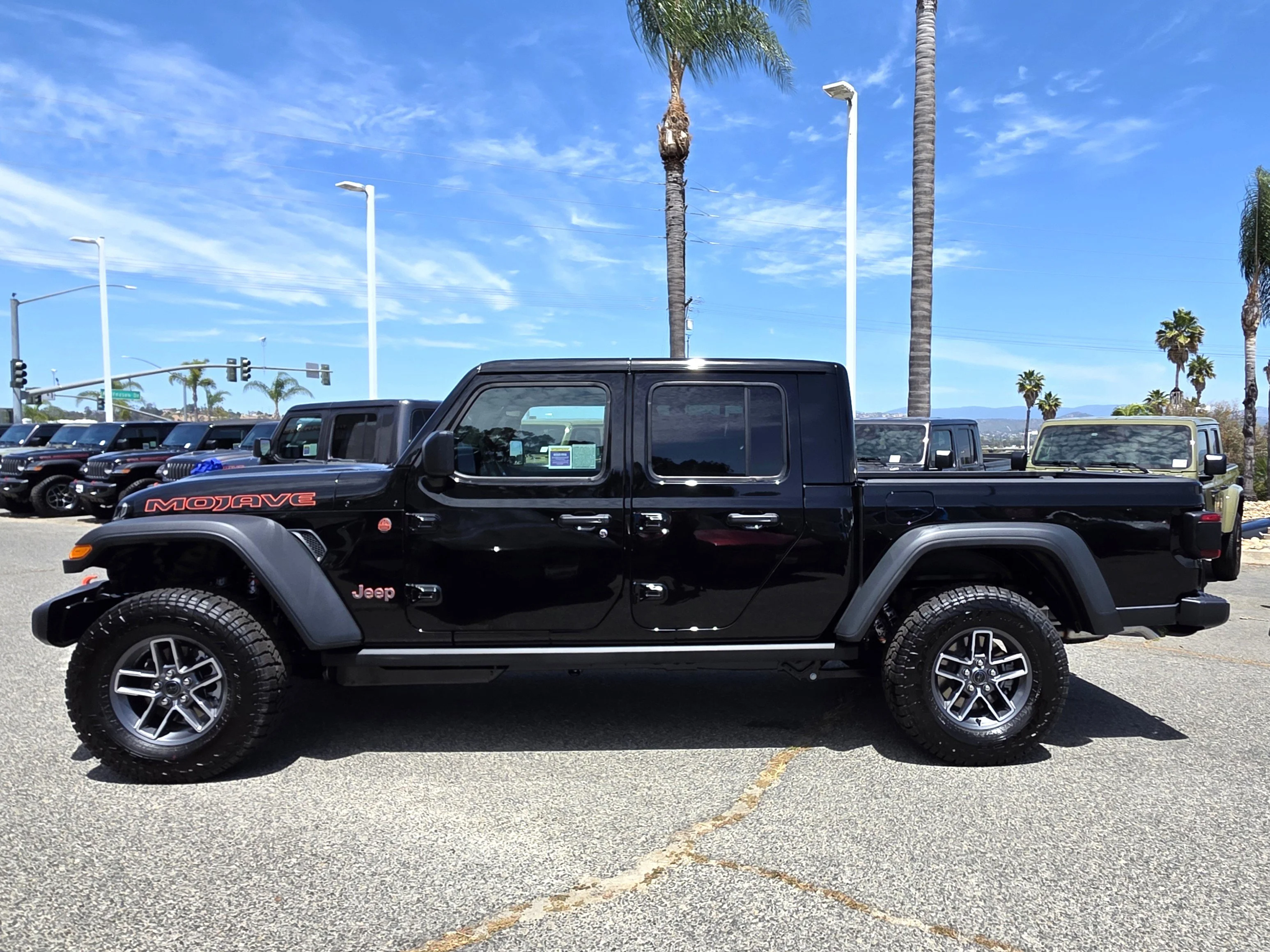 New 2026 Black Clearcoat Jeep Mojave image 2