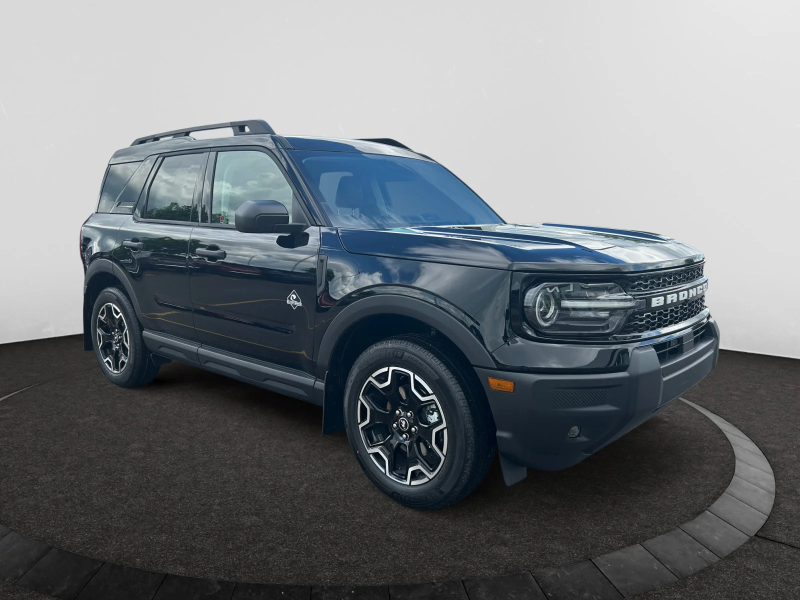 New 2026 Shadow Black Ford Outer Banks image 7