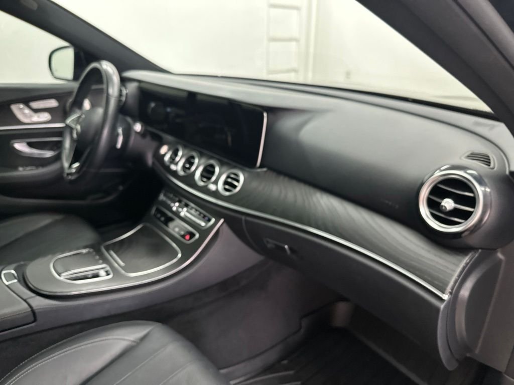 Used 2022 Black Mercedes-Benz E 350 image 31