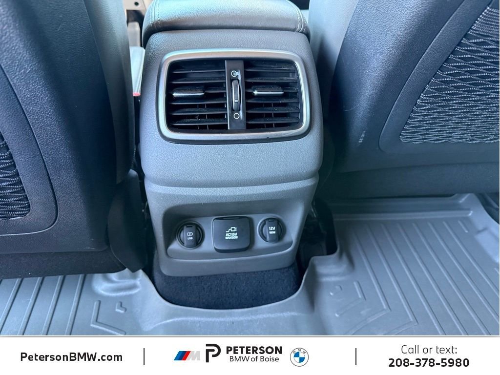 Used 2016 Silver Kia EX image 22