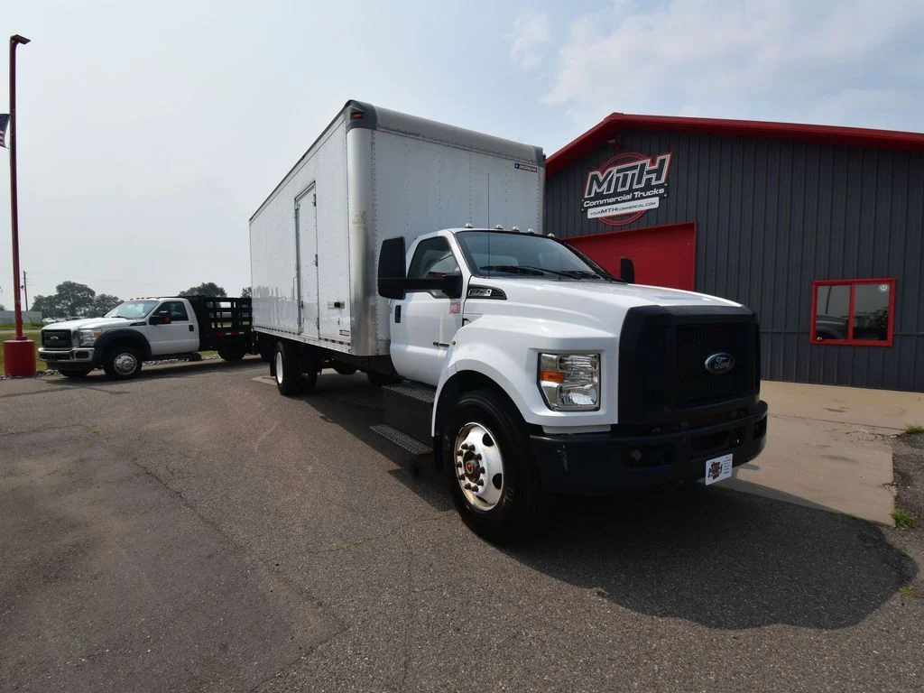 2019 Ford F-750 - Photo 13