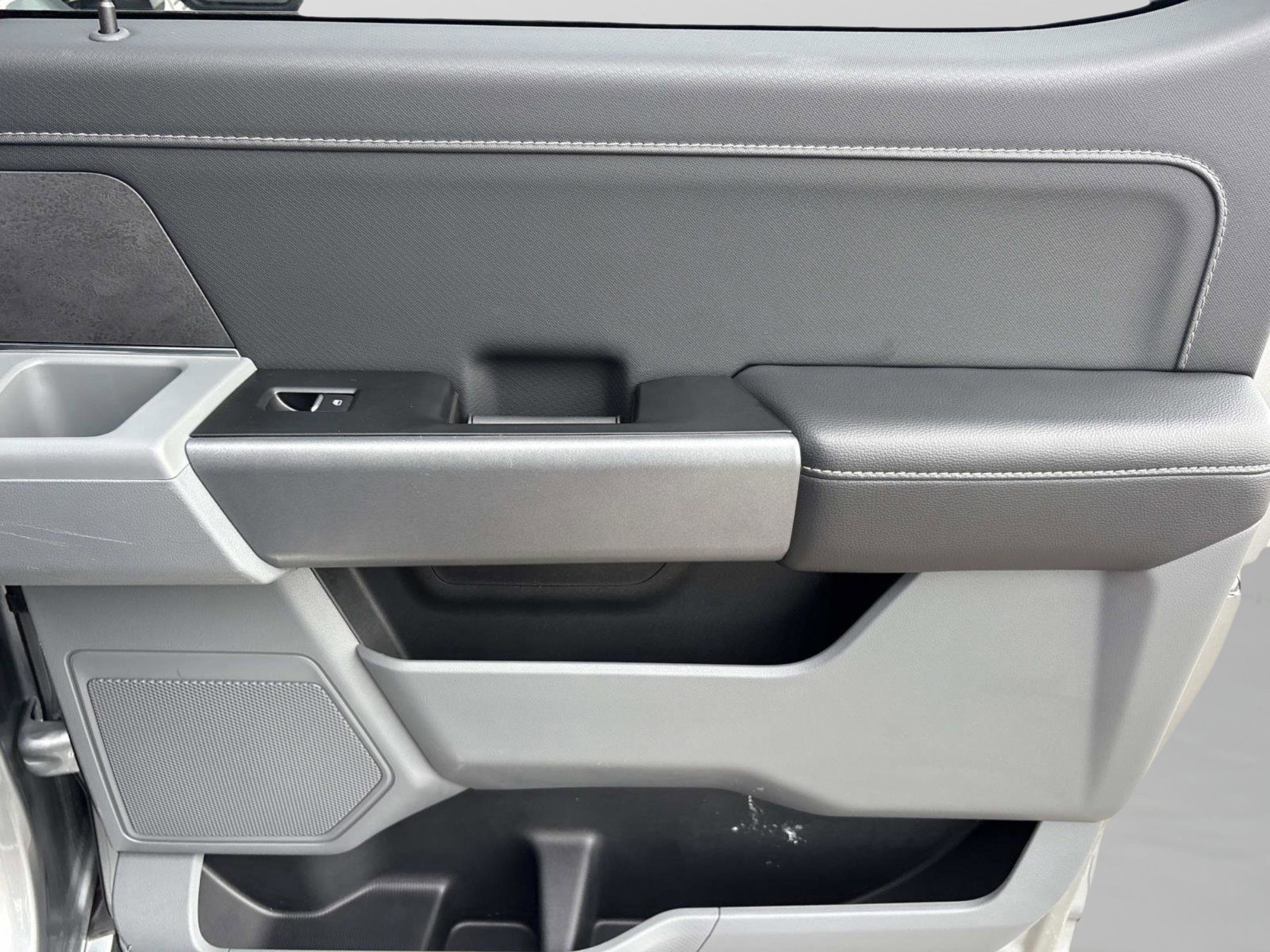 2025 Ford F-150 XLT - Photo 20