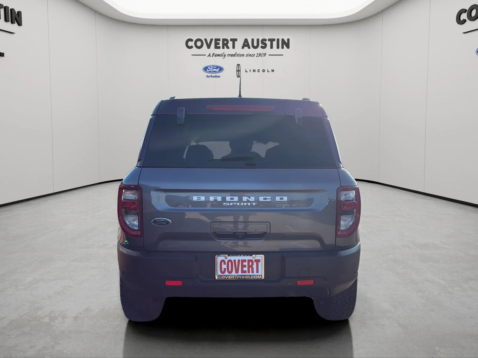 Used 2021 Gray Ford Outer Banks image 4