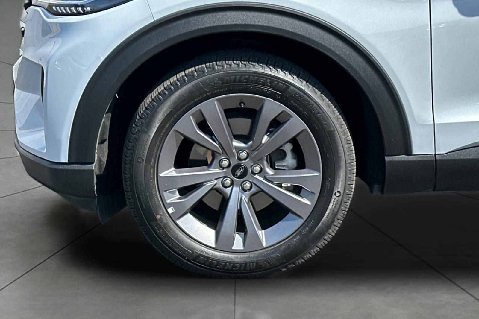 Used 2025 White Ford Active image 31