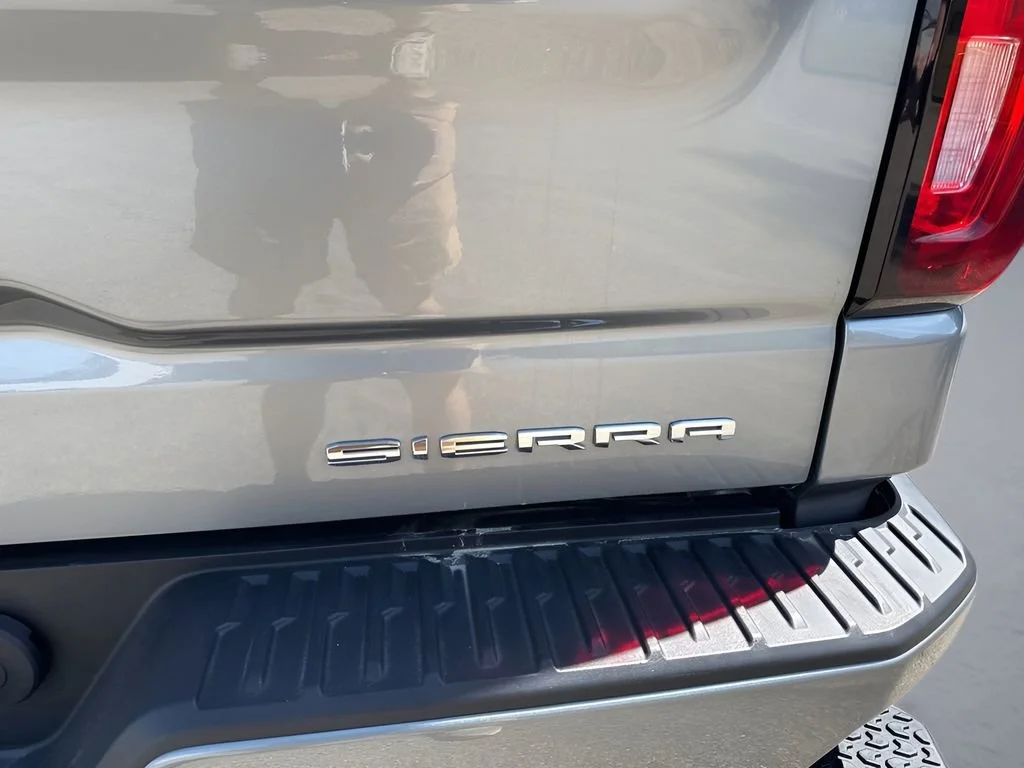 Used 2025 Sterling Metallic GMC Denali Ultimate image 35