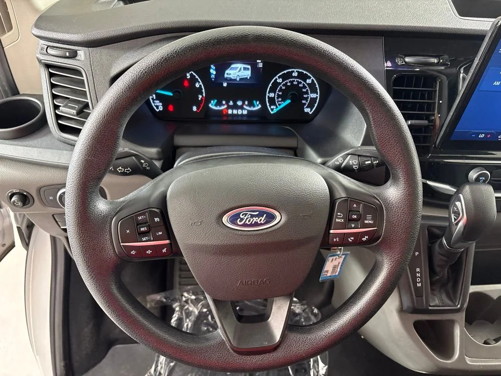 Used 2023 White Ford XLT image 28