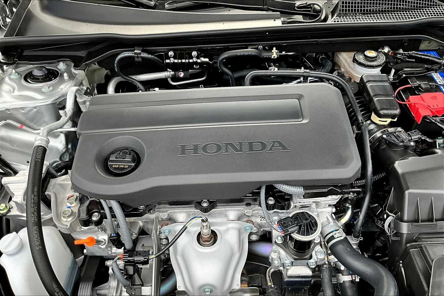New 2026 Solar Silver Metallic Honda 2WD SPORT image 17