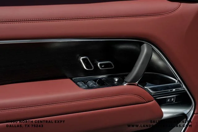 New 2026  Land Rover SE image 45