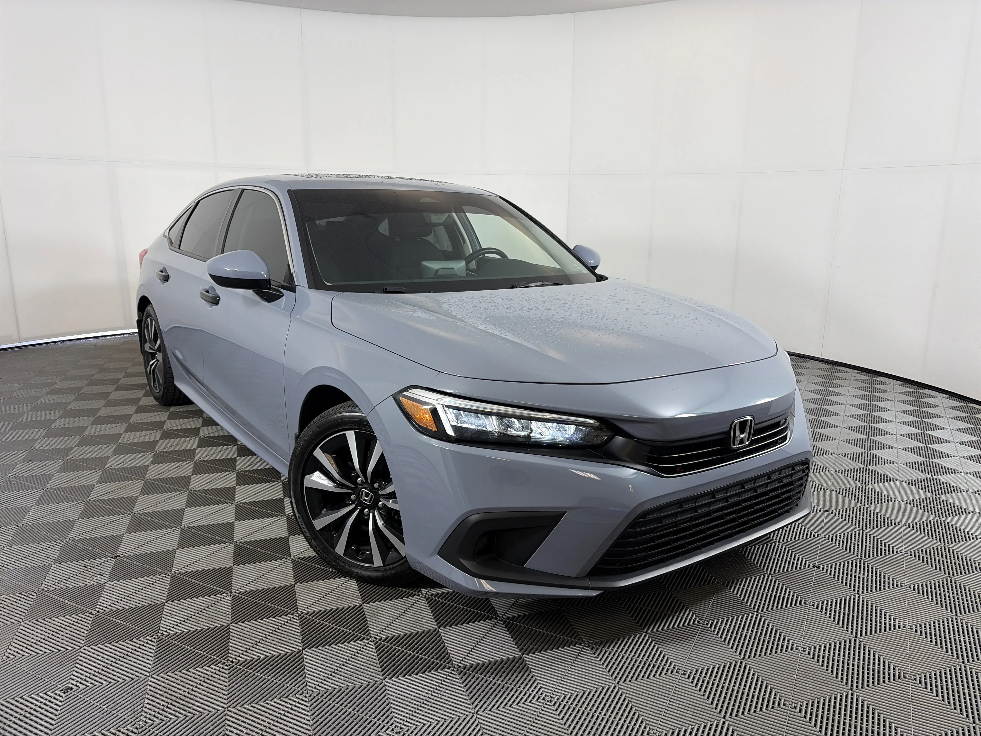 2024 Honda Civic EX CVT's photo
