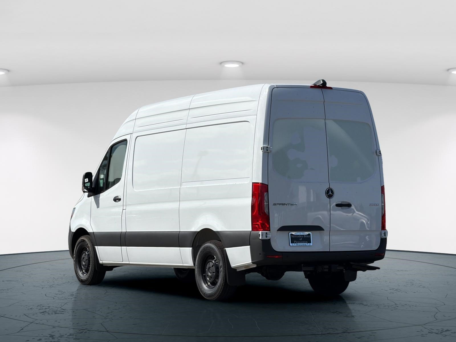New 2026 Arctic White Mercedes-Benz 2500 High Roof SO Diesel 144 WB image 4