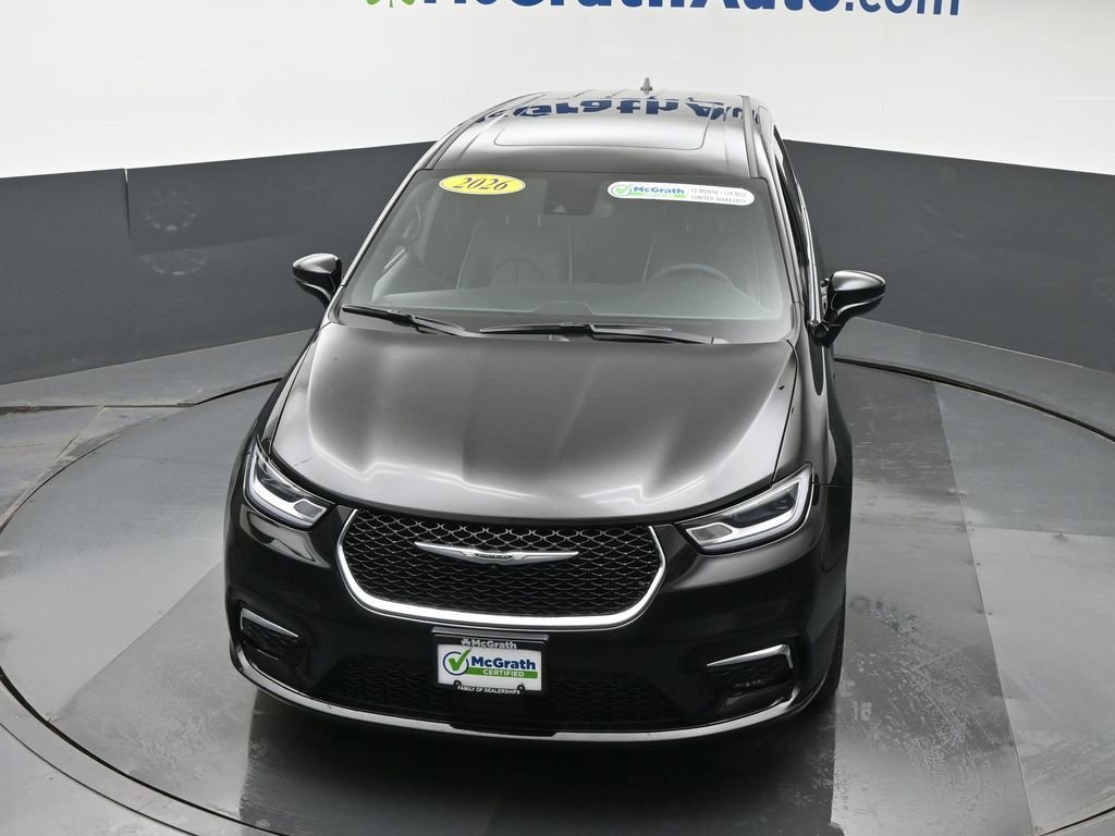 Used 2026 Black Chrysler Limited image 28