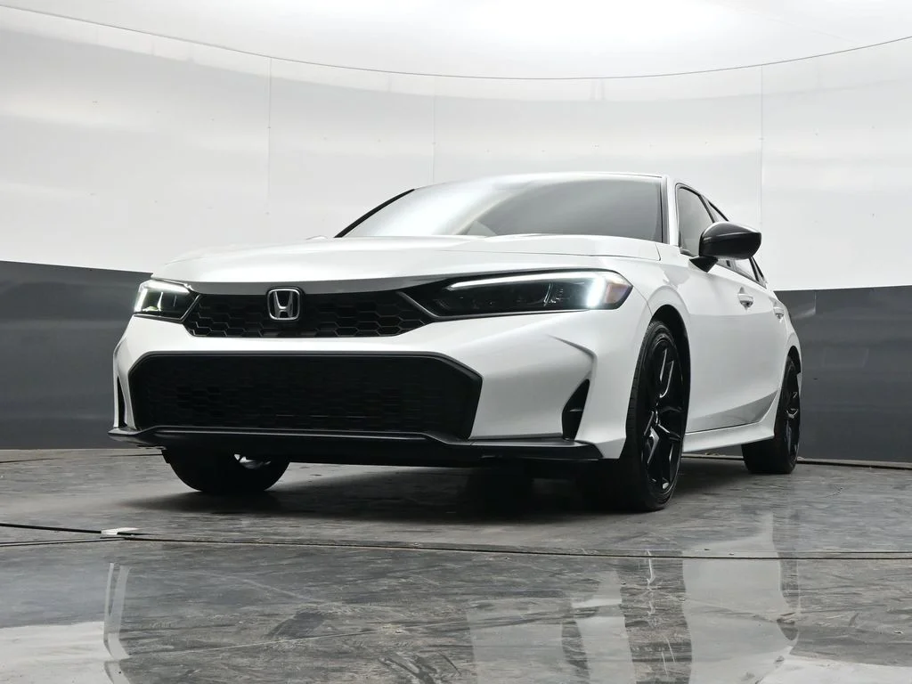Certified Used 2026 Platinum White Pearl Honda Sport image 27