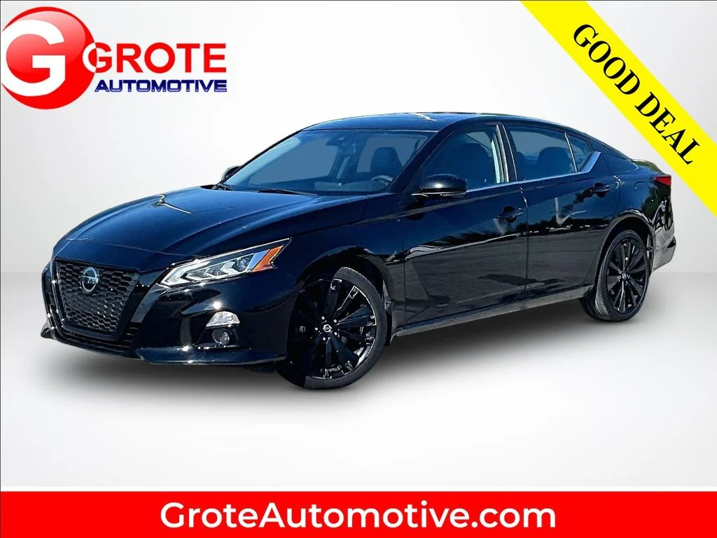 Used 2022 Black Nissan 2.5 SR image 1