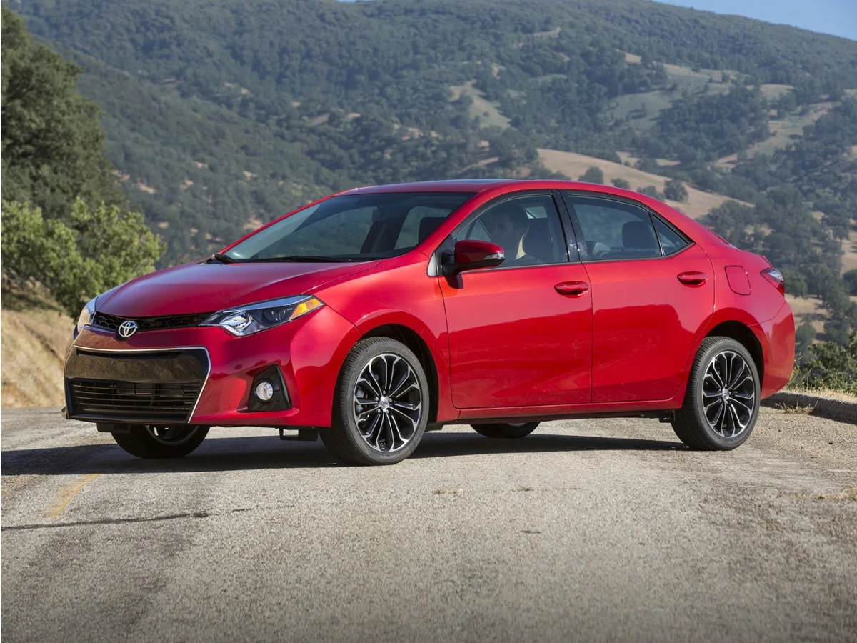 Used 2016 Black Sand Pearl Toyota S Plus image 21