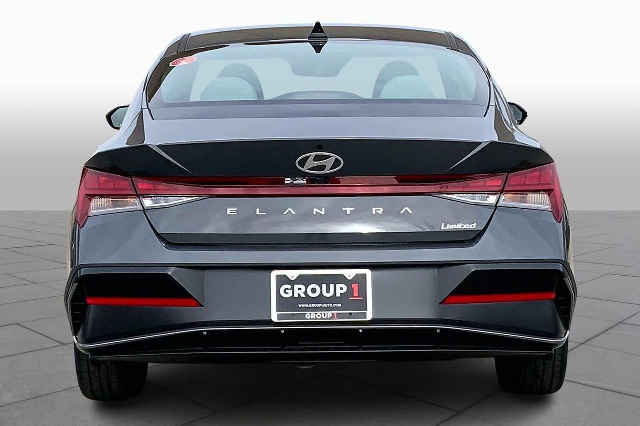 New 2026 Ecotronic Gray Hyundai Limited image 4