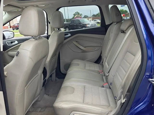 Used 2014 Blue Ford SE image 12