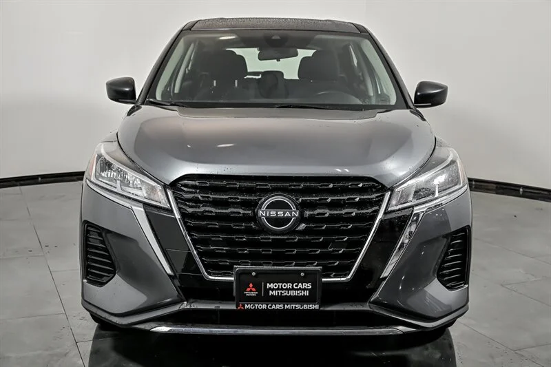 Used 2024 Gun Metallic Nissan S image 4