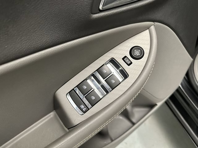 Used 2017 BLACK Chevrolet LS image 17