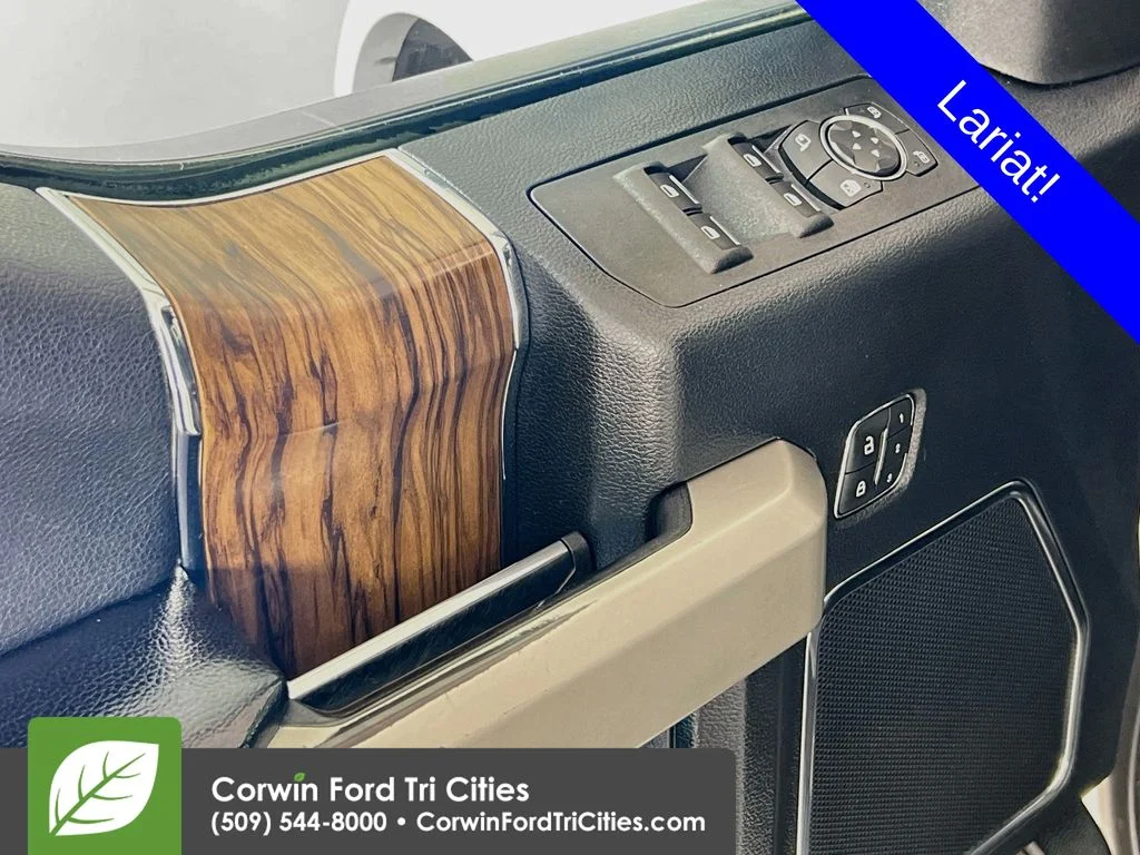 Used 2019 White Ford Lariat image 12