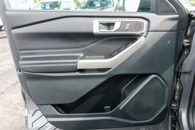 2023 Ford Explorer XLT - Photo 16