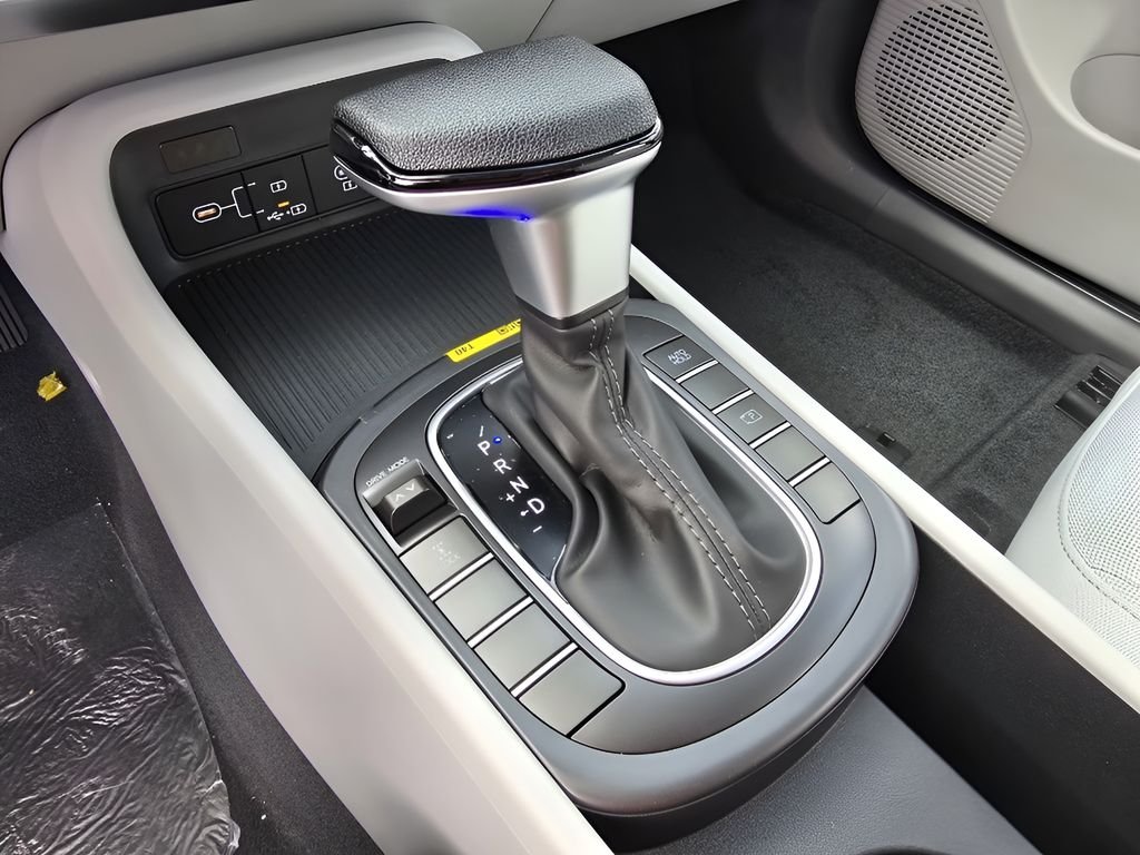 New 2026 Cyber Gray Metallic Hyundai SE image 19