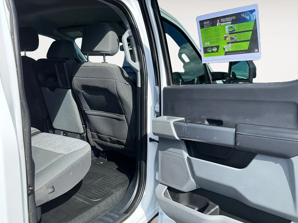 Used 2023 Oxford White Ford XLT image 12