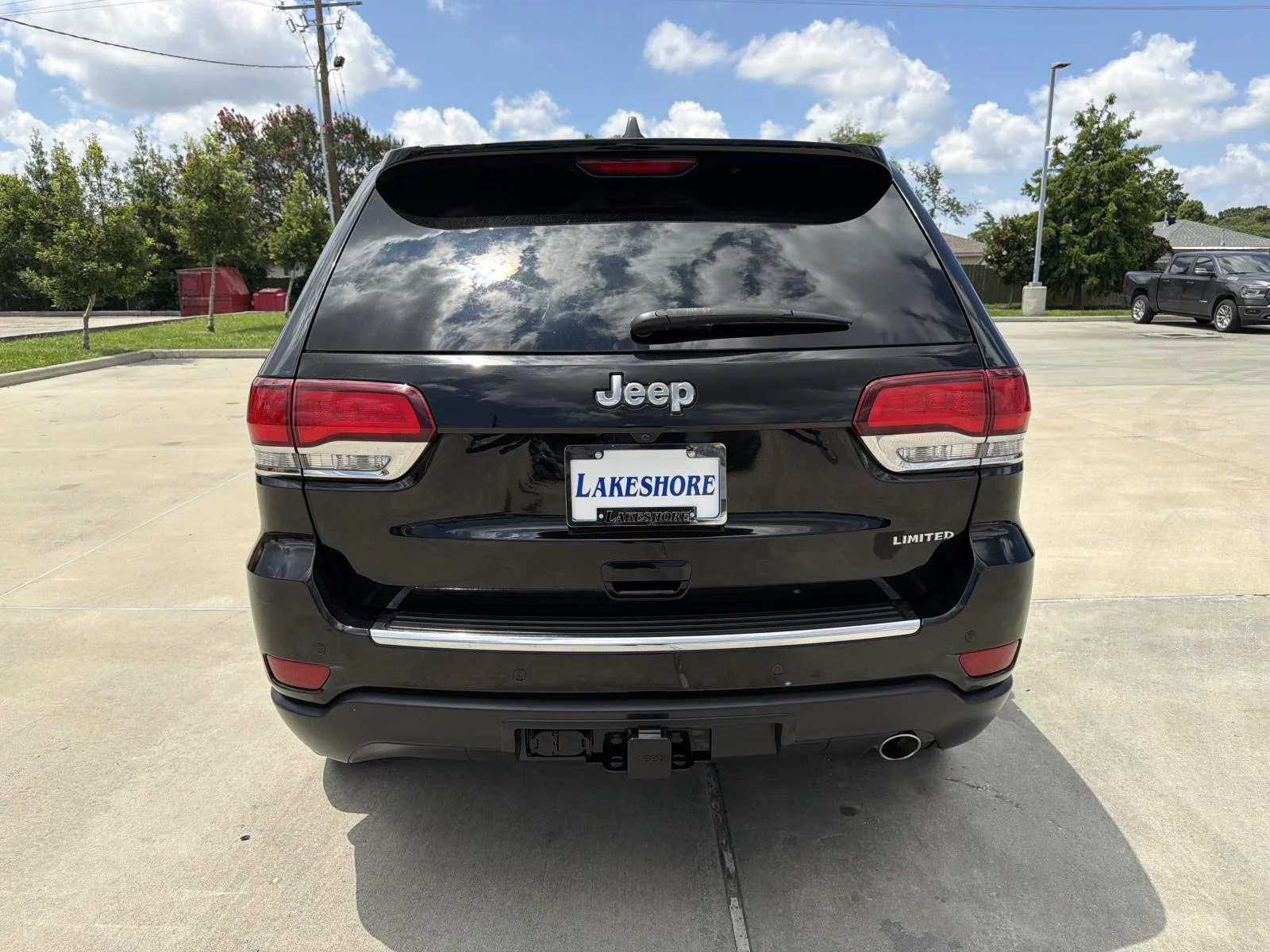 Used 2020 Black Jeep Limited 4x2 image 6