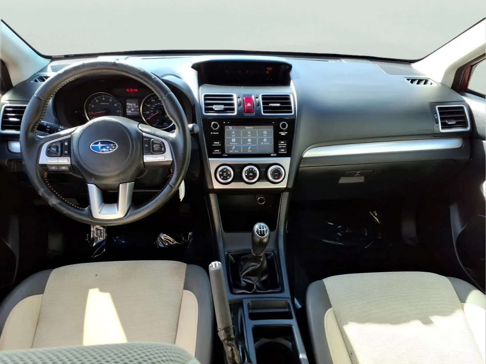 Used 2017 Venetian Red Pearl Subaru Premium image 18