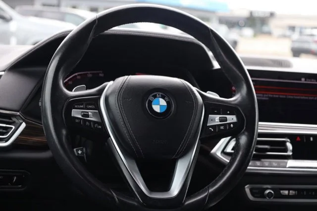Used 2020 Black BMW xDrive40i image 35