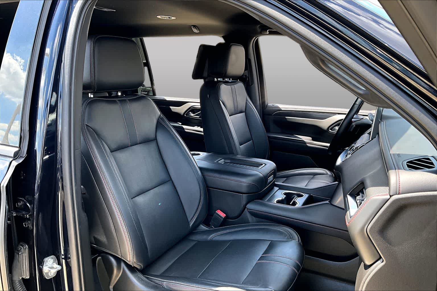 Used 2021 Midnight Blue Metallic Chevrolet RST image 9