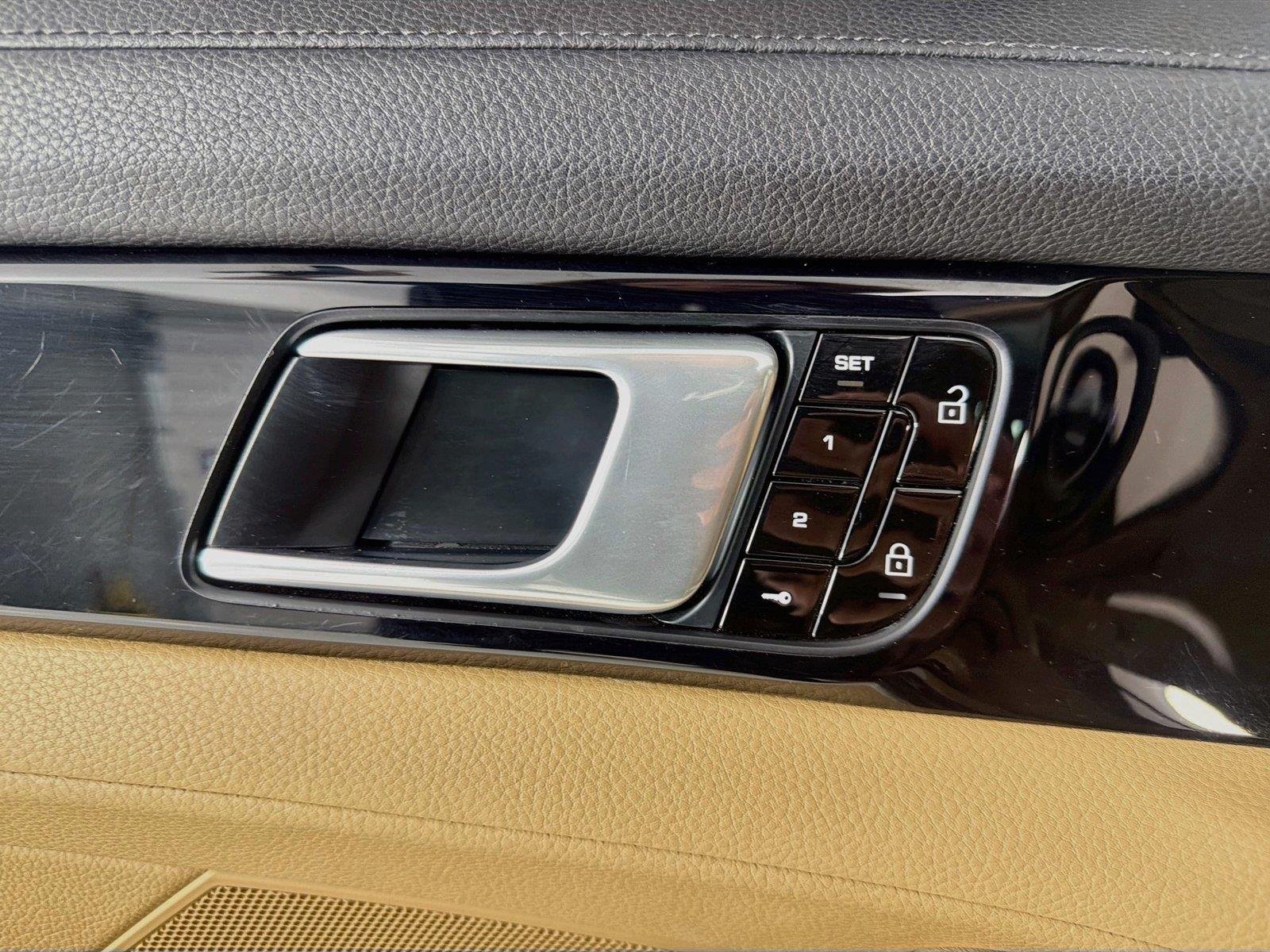 Used 2020 Night Blue Metallic Porsche base image 8