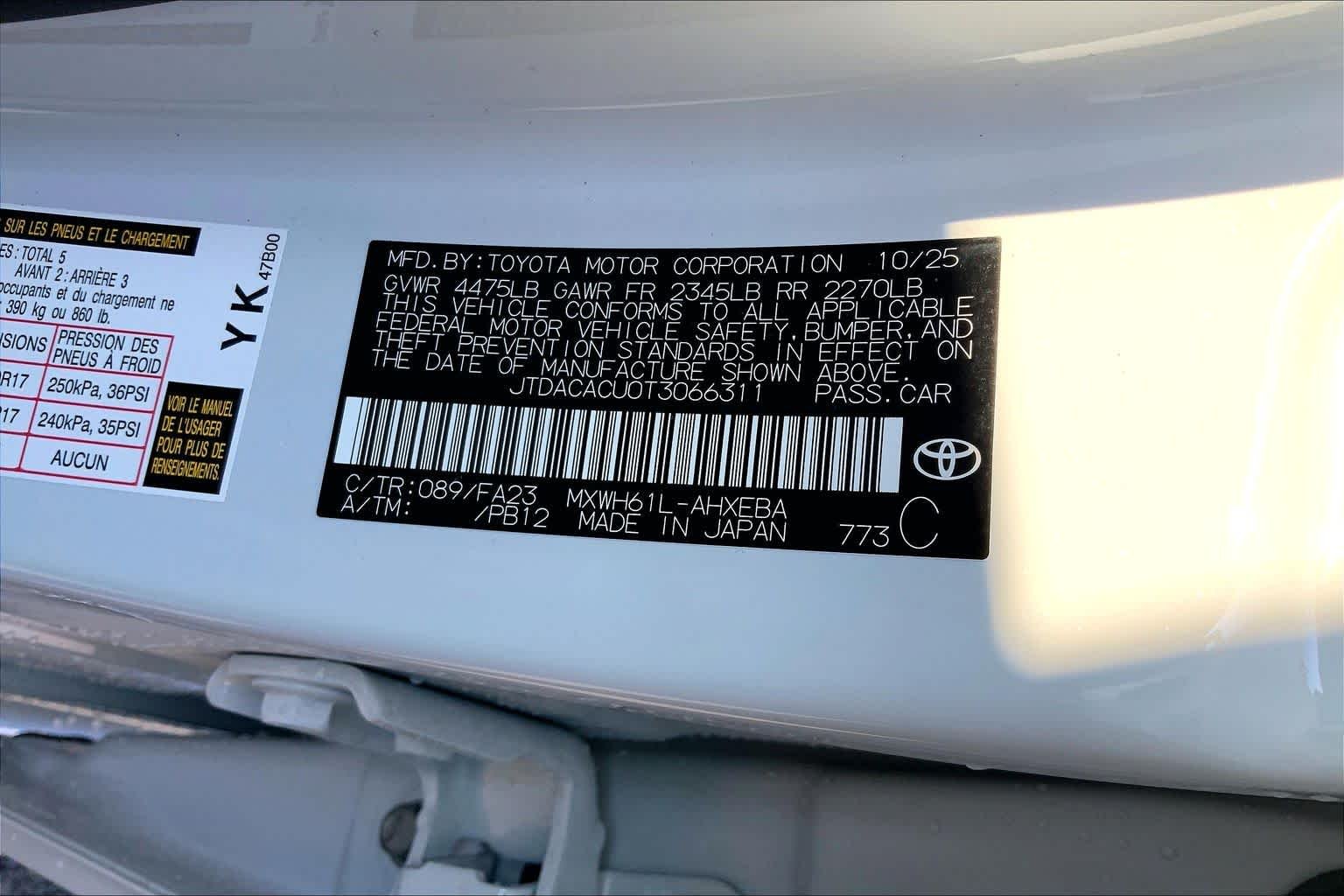 2026 Toyota Prius Plug-in Hybrid SE - Photo 22