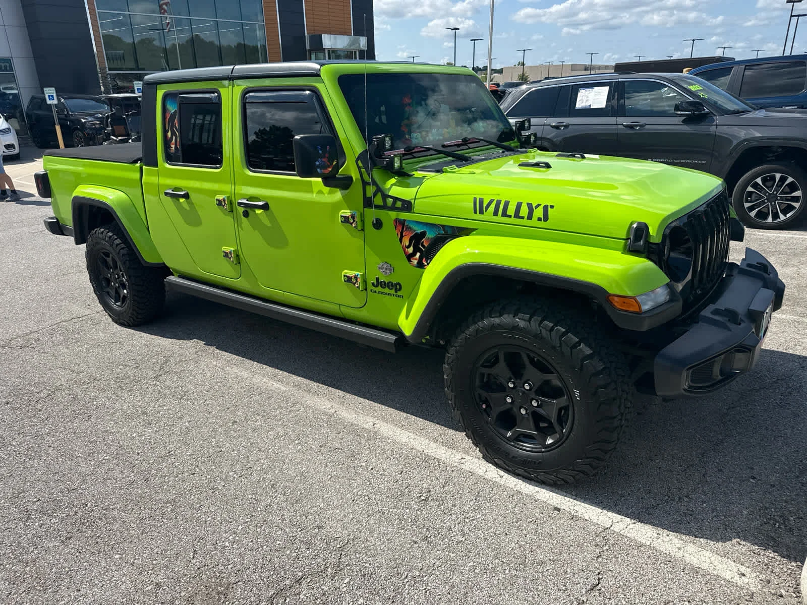 Used 2021 Limited Edition Gecko Clearcoat Jeep Willys image 3