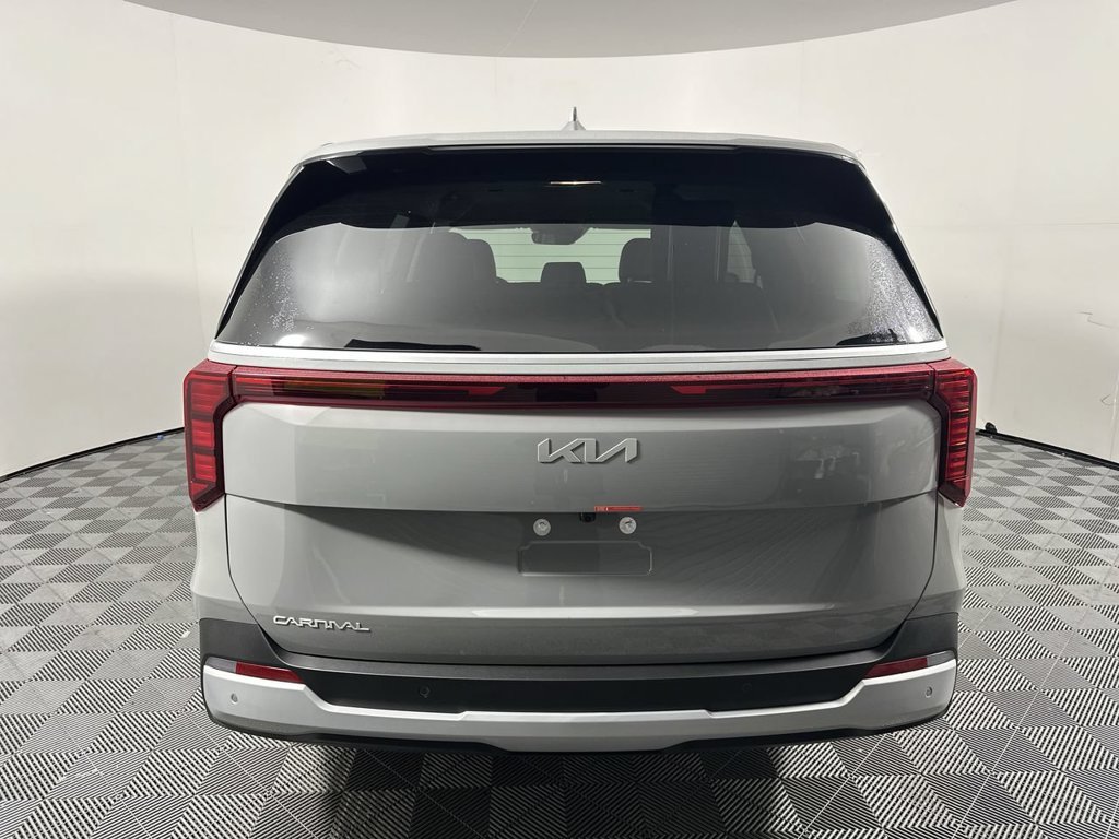 New 2027 Ceramic Silver Kia LXS image 20